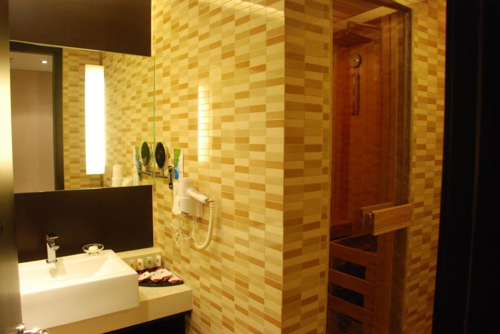 Nl40° Hotel Beijing Eksteriør bilde